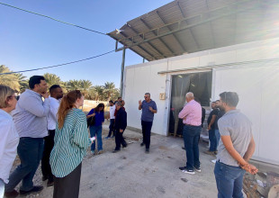 وزارة الزراعة و الهيدرولوجيين الفلسطينيين ومؤسسة التعاون و ادارة المشروع الهولندي في زيارة الى جمعية المشروع الانشائي العربي.