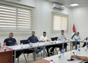 وزارة الزراعة و الهيدرولوجيين الفلسطينيين ومؤسسة التعاون و ادارة المشروع الهولندي في زيارة الى جمعية المشروع الانشائي العربي.