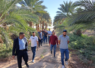 وزارة الزراعة و الهيدرولوجيين الفلسطينيين ومؤسسة التعاون و ادارة المشروع الهولندي في زيارة الى جمعية المشروع الانشائي العربي.
