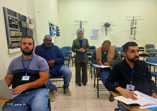 A workshop to present the results of a study on the needs of farmers in the Jordan Valley region.