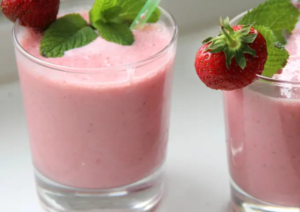 Strawberry Milkshake Recipe